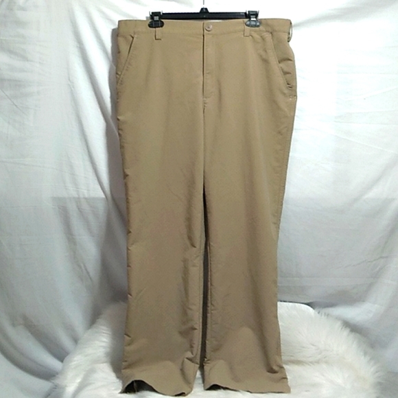 SALE! Under Armour Like New Vintage Golf Pants Sz.38/32 (A-75)